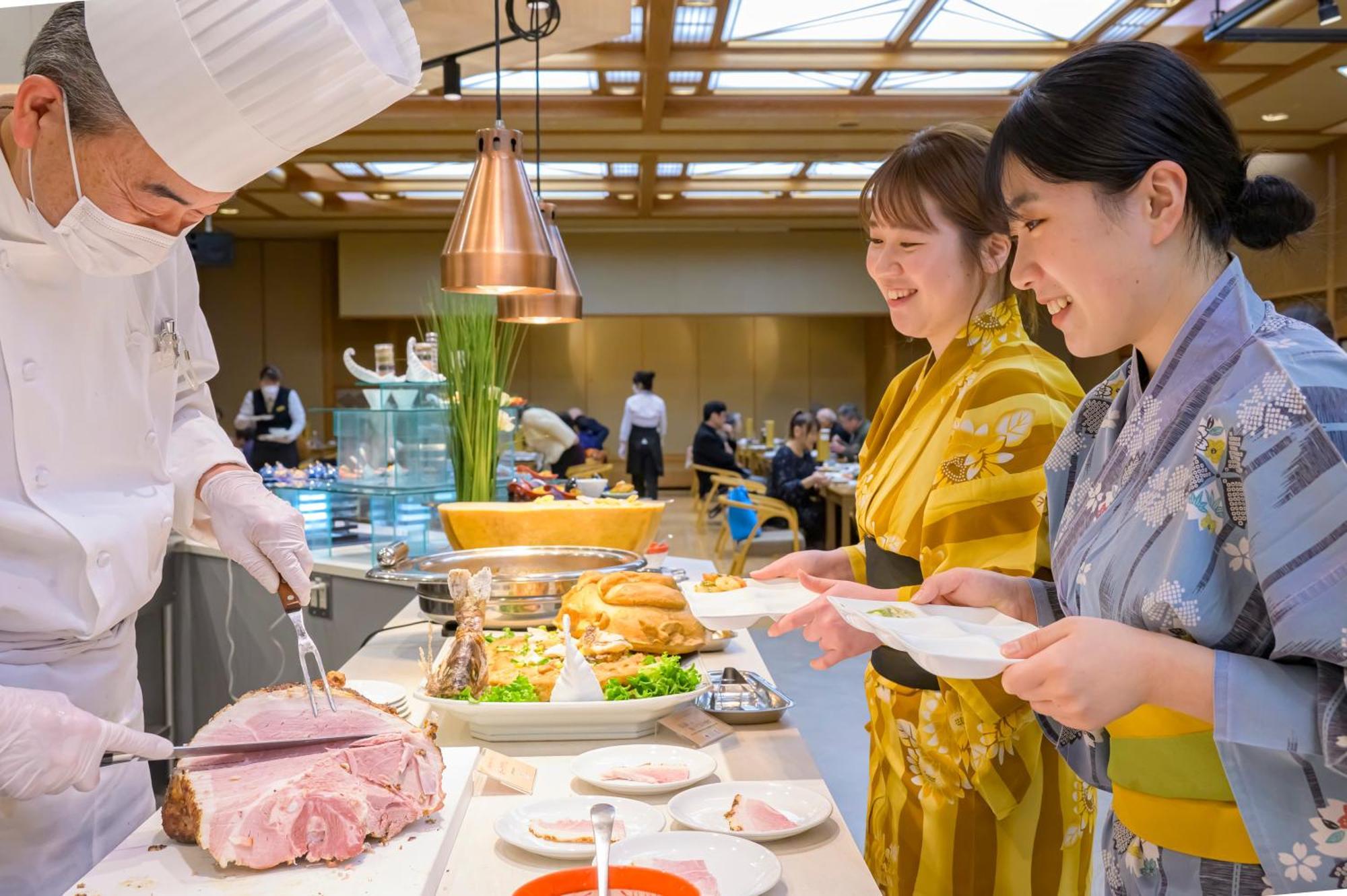 Senkeien Tsukioka Hotel Kaminoyama Екстериор снимка