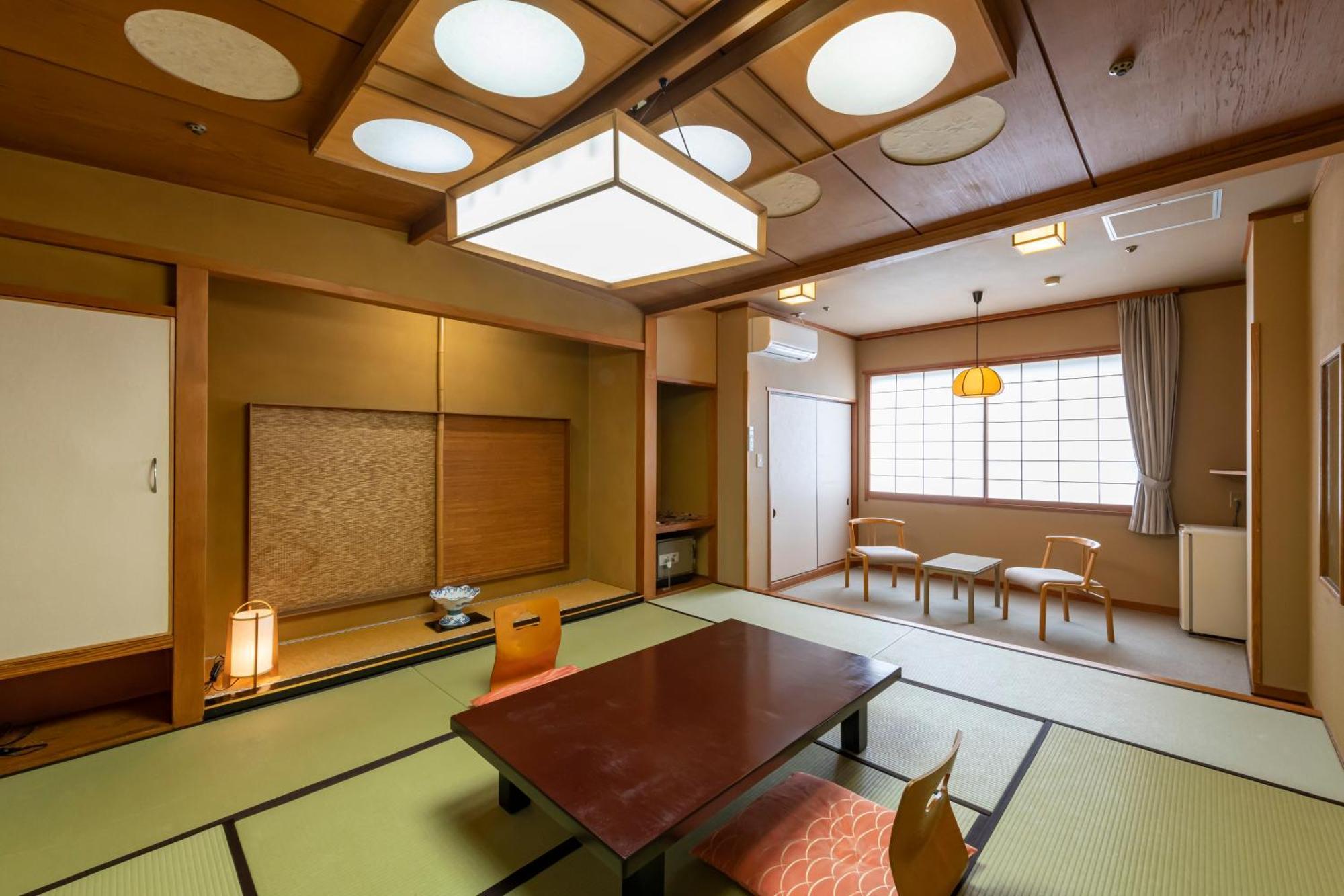 Senkeien Tsukioka Hotel Kaminoyama Екстериор снимка