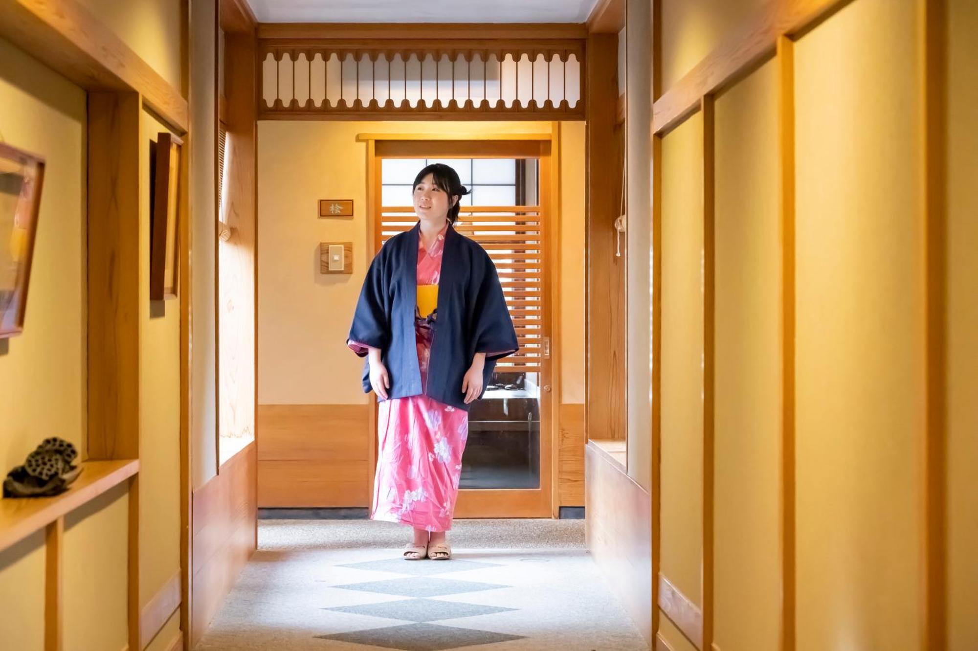 Senkeien Tsukioka Hotel Kaminoyama Екстериор снимка